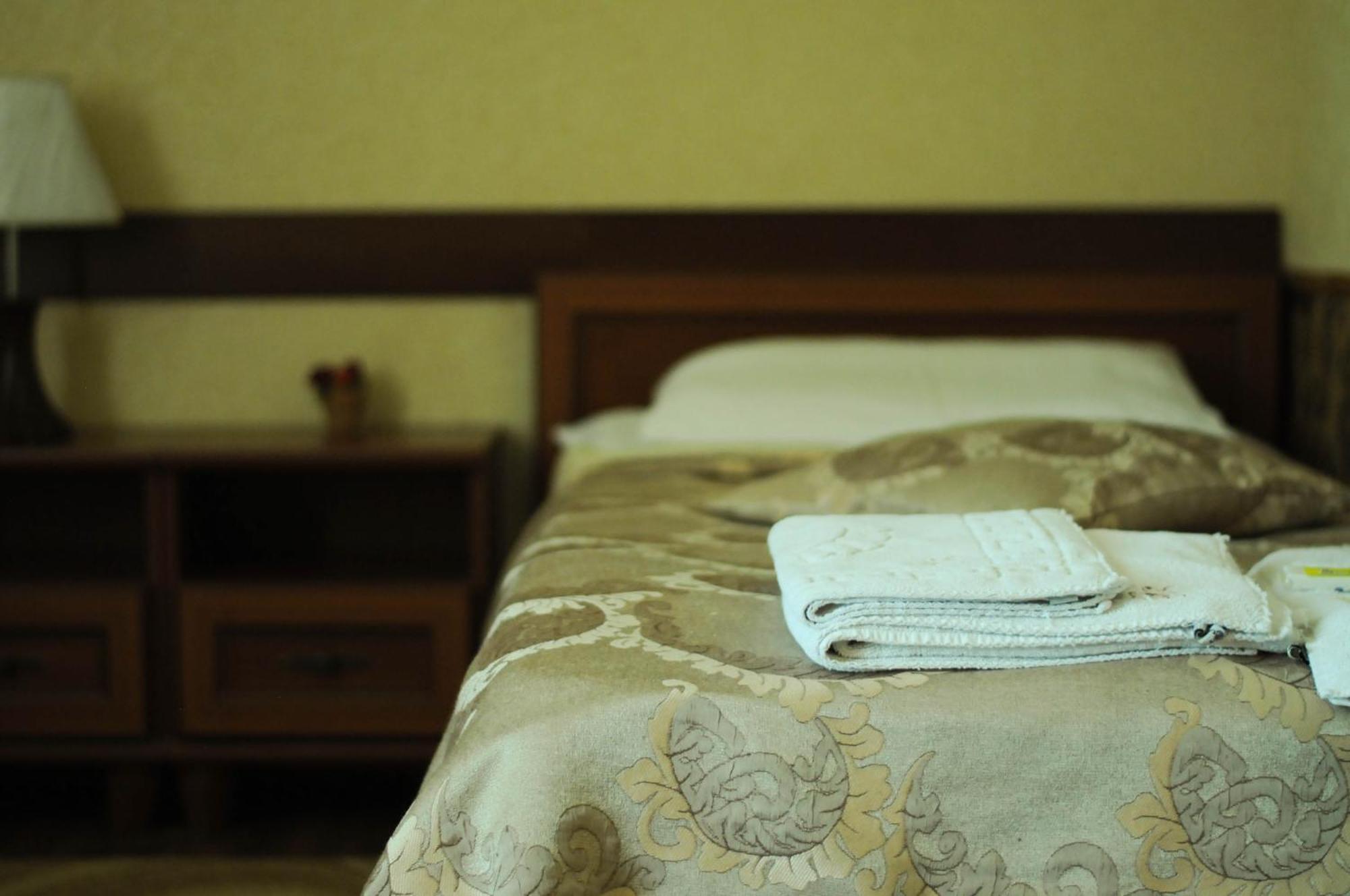 Don Kihot Hotel Novovolyns'k Quarto foto